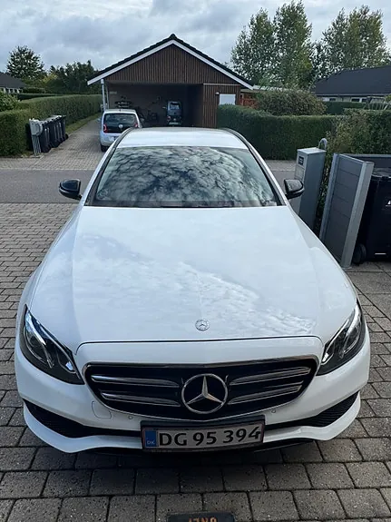 Mercedes-Benz E220 D