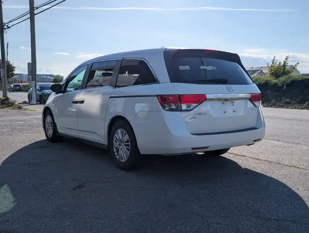 Honda Odyssey 2017 photo 3