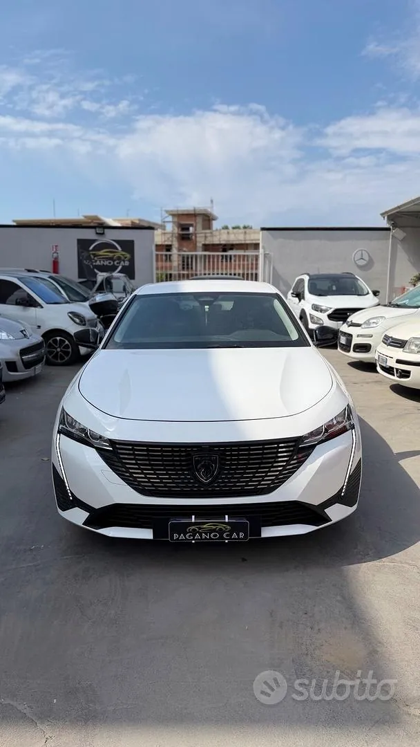 Peugeot 308 2022 photo 2