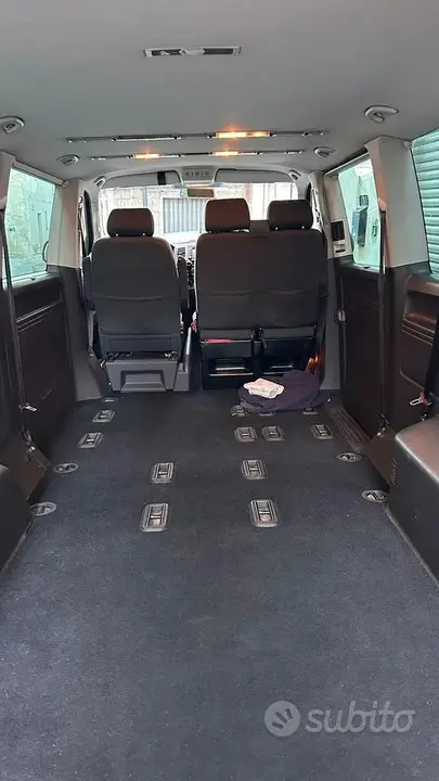 Volkswagen T5 2013 photo 3