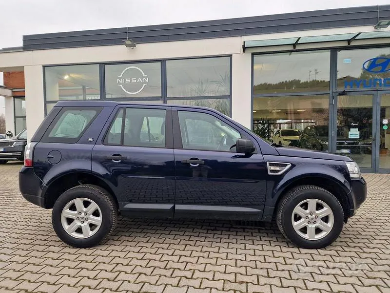 Land Rover Freelander 2014 photo 4
