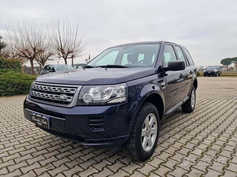 Land Rover Freelander 2014 photo 2