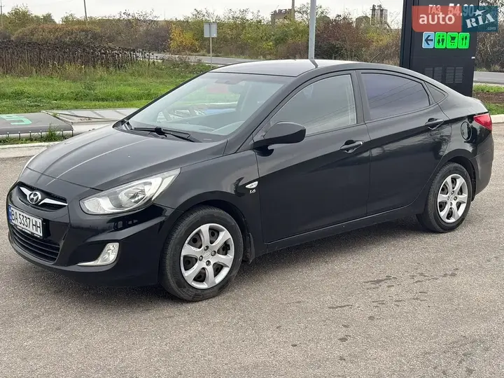 Hyundai Accent