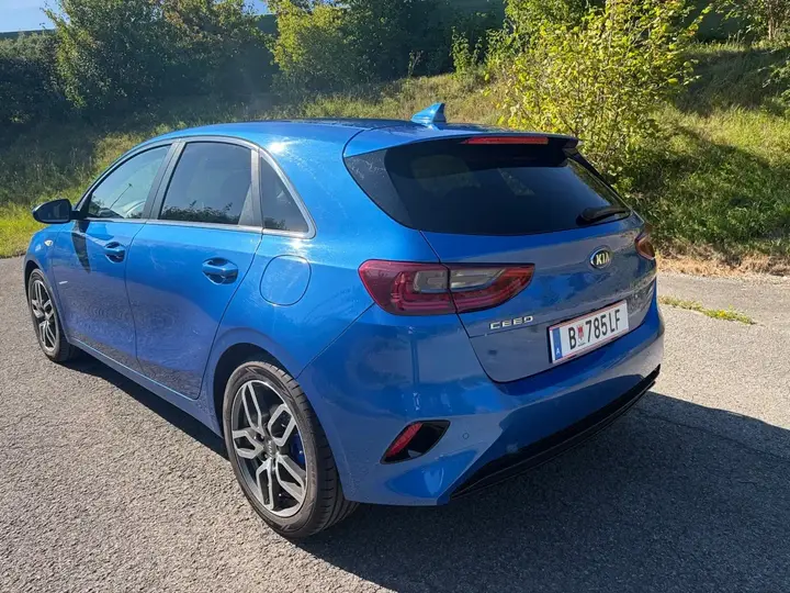 Kia Ceed 2018 photo 3