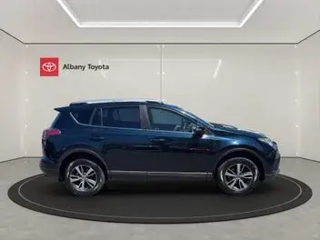 Toyota Rav4 2017 photo 5