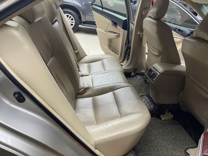 Toyota Camry 2014 photo 2