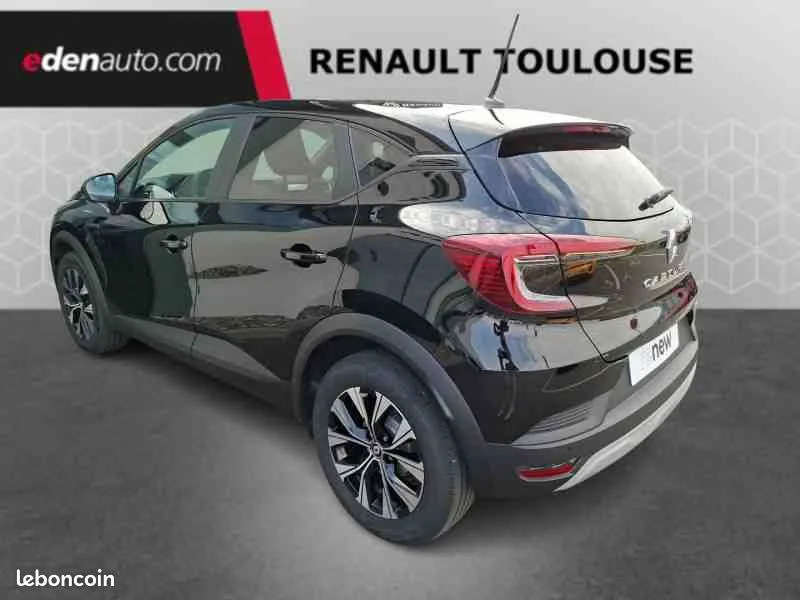Renault Captur 2023 photo 3