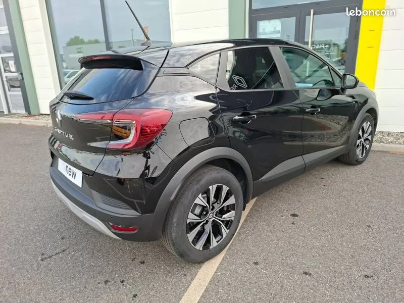 Renault Captur 2023 photo 5