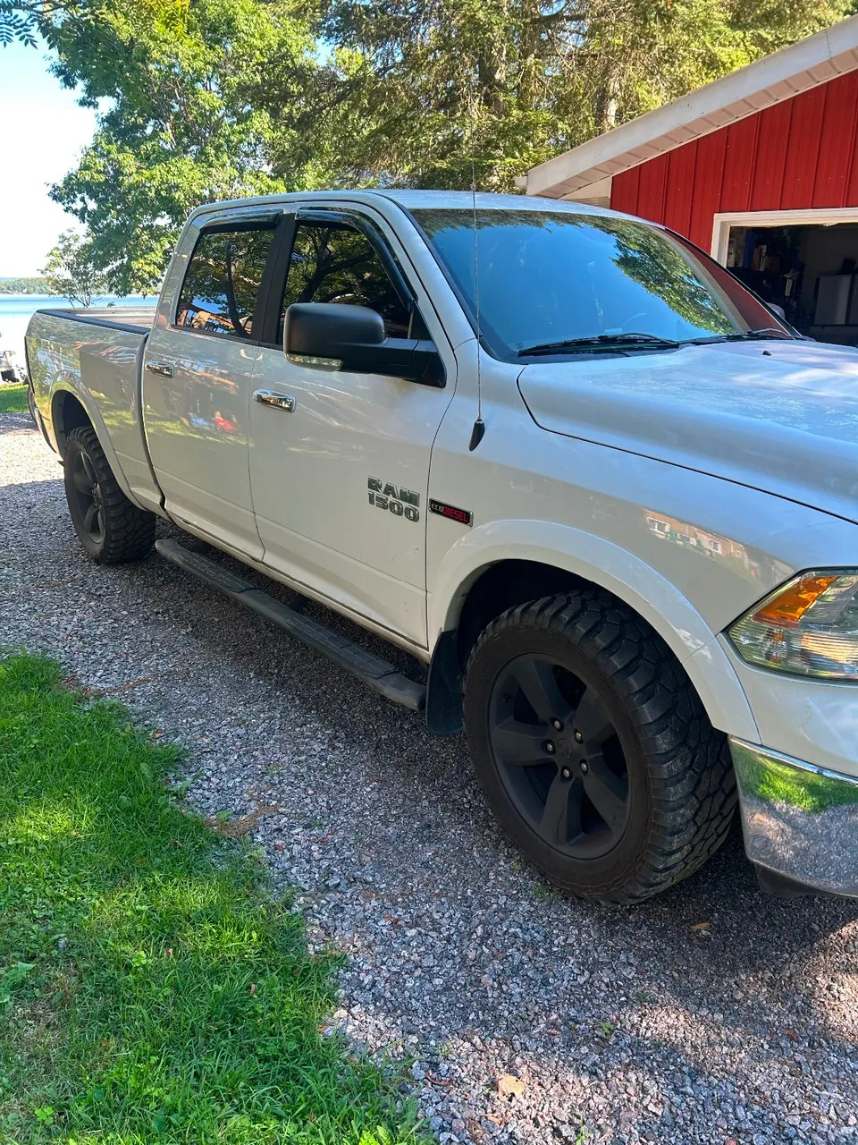 Dodge Ram 1500 2014 photo 2