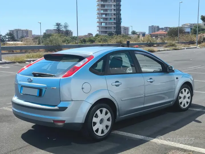 Ford Focus 2007 photo 3