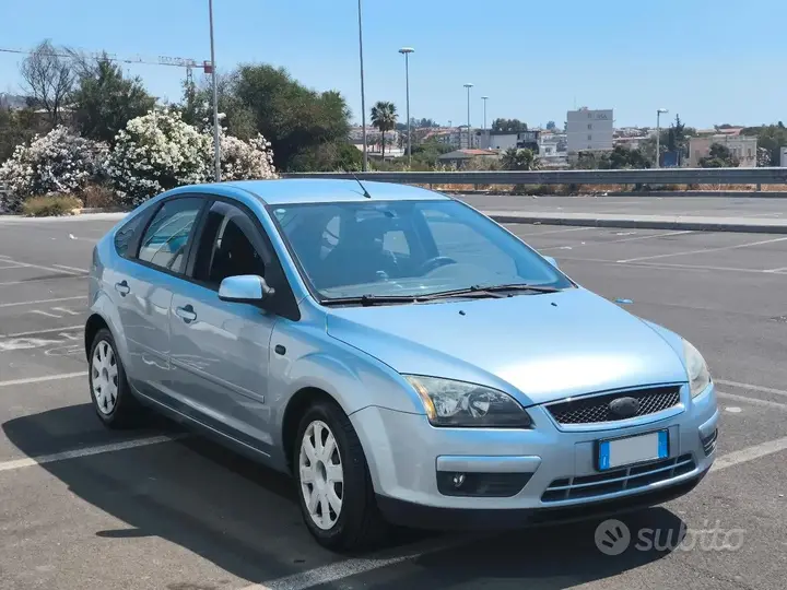 Ford Focus 2007 photo 2