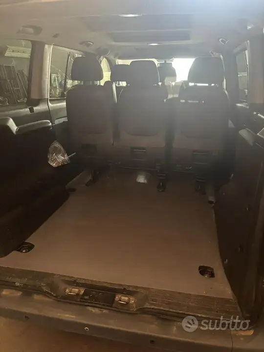 Mercedes-Benz Vito Mixto 2011 photo 3