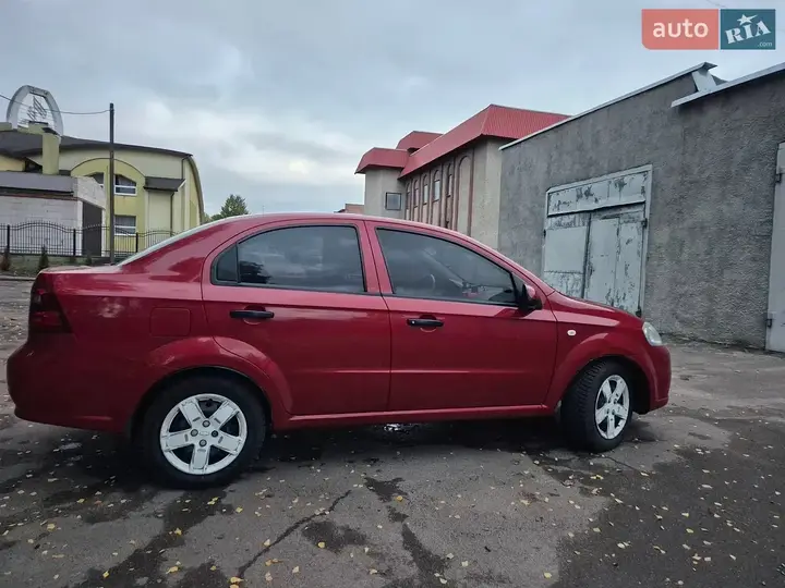 Chevrolet Aveo 2009 photo 4