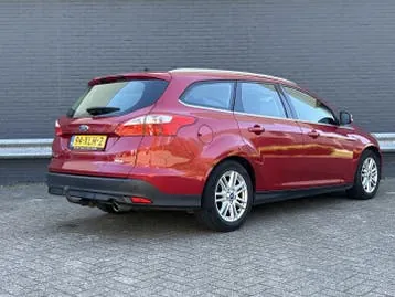 Ford Focus 2012 photo 2