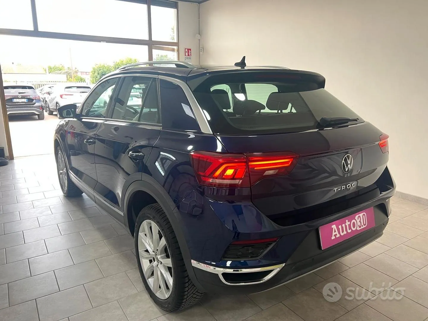 Volkswagen T-Roc 2020 photo 2