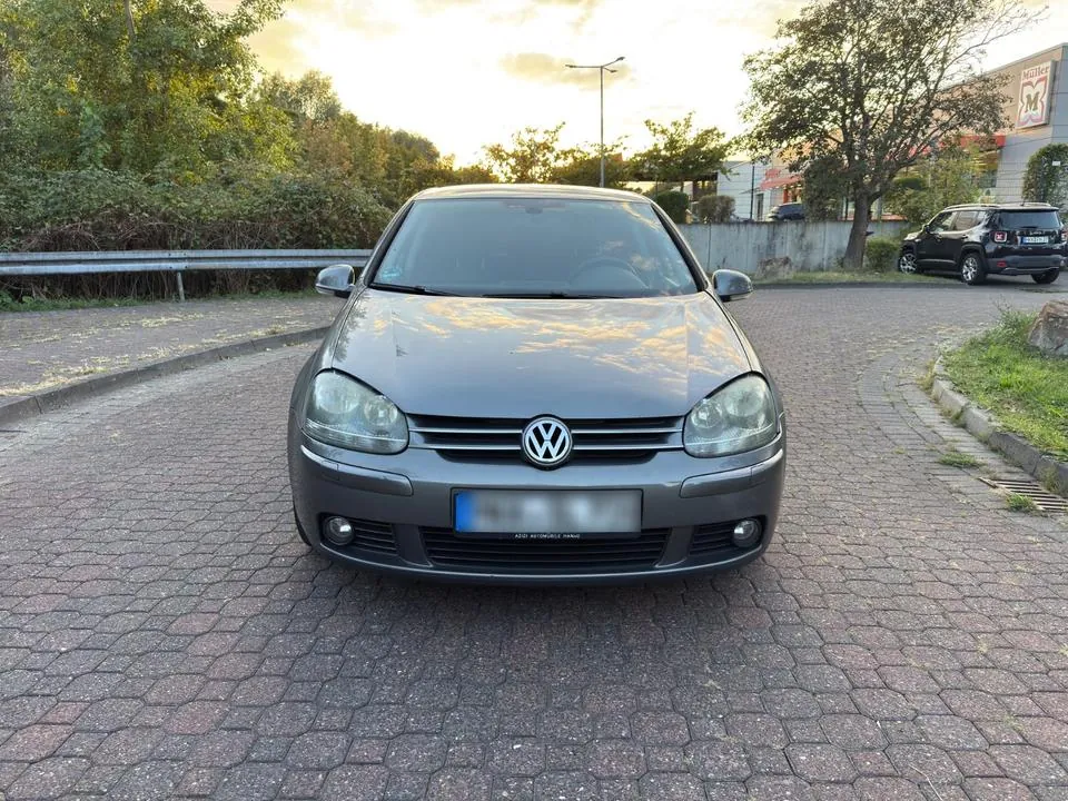 Volkswagen Golf V