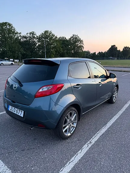 Mazda 2 2014 photo 5