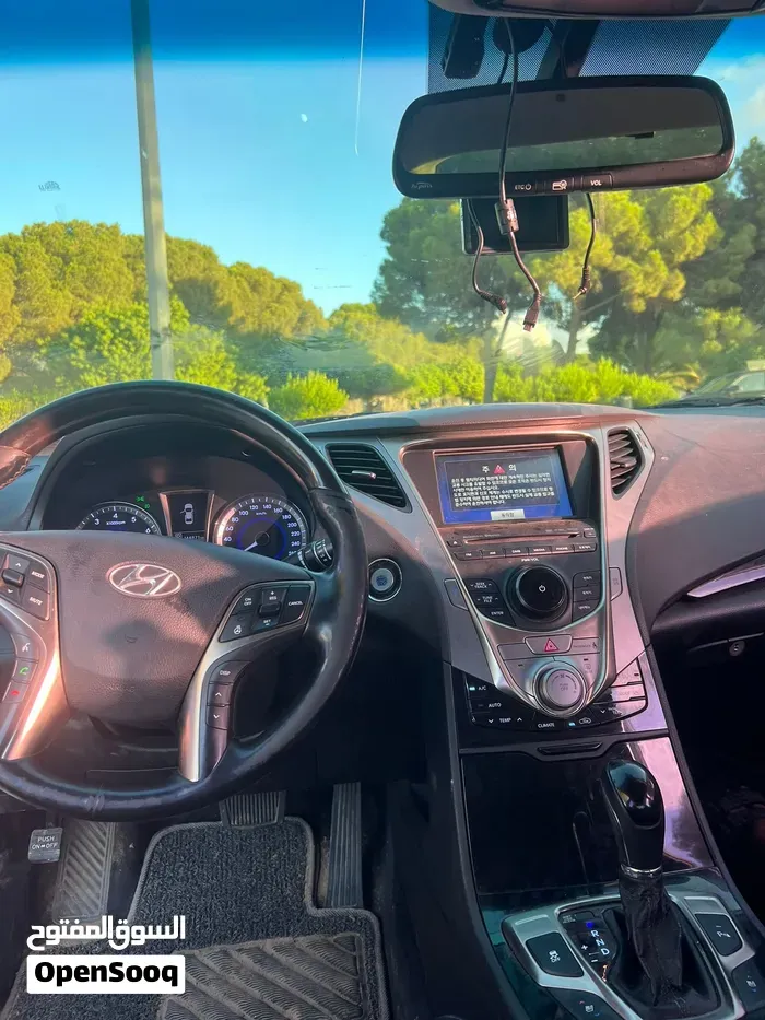 Hyundai Azera 2012 photo 3