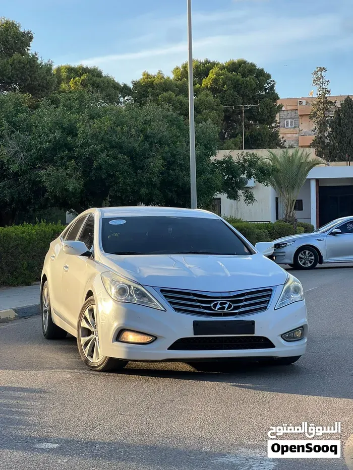 Hyundai Azera 2012 photo 2