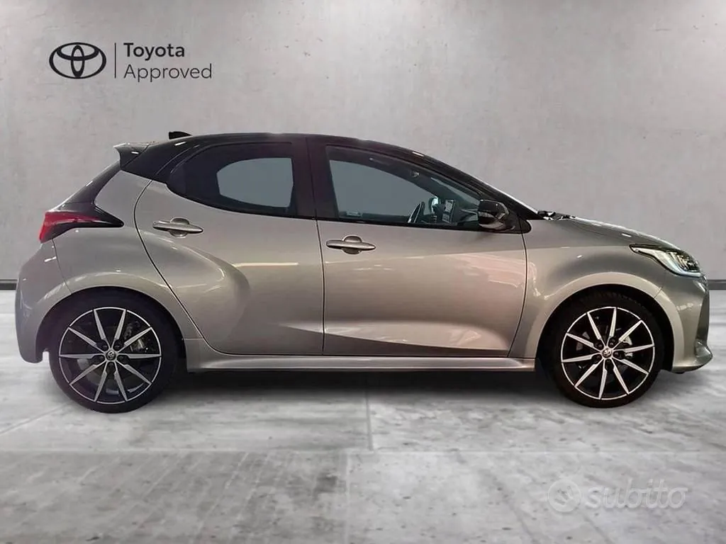 Toyota Yaris 2025 photo 4