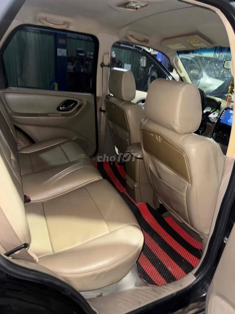 Ford Escape 2004 photo 4