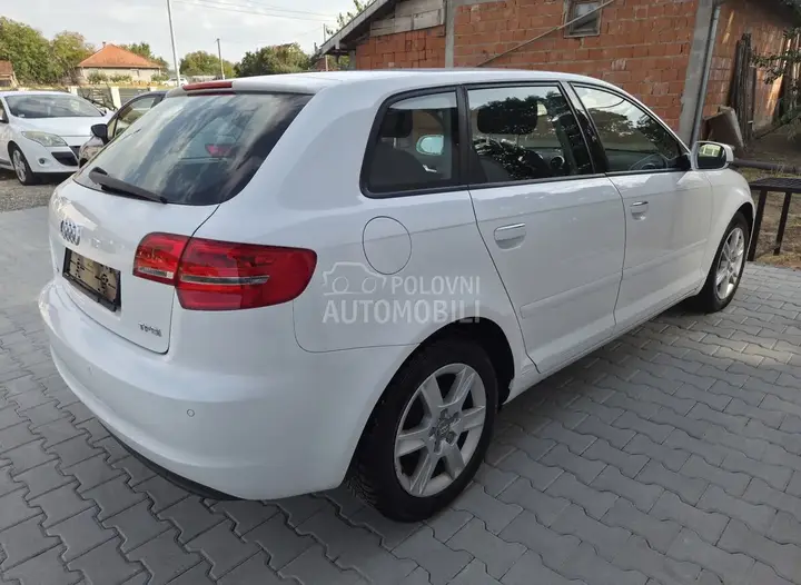 Audi A3 2013 photo 3
