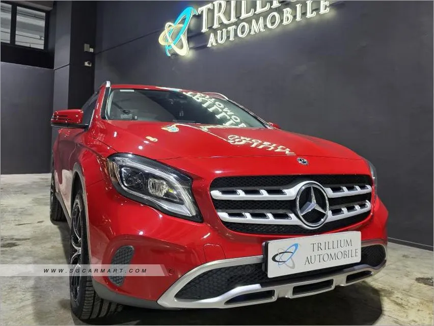 Mercedes-Benz Gla180