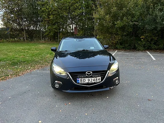 Mazda 3 2015 photo 2