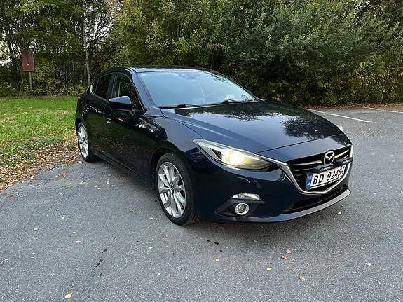 Mazda 3 2015 photo 3