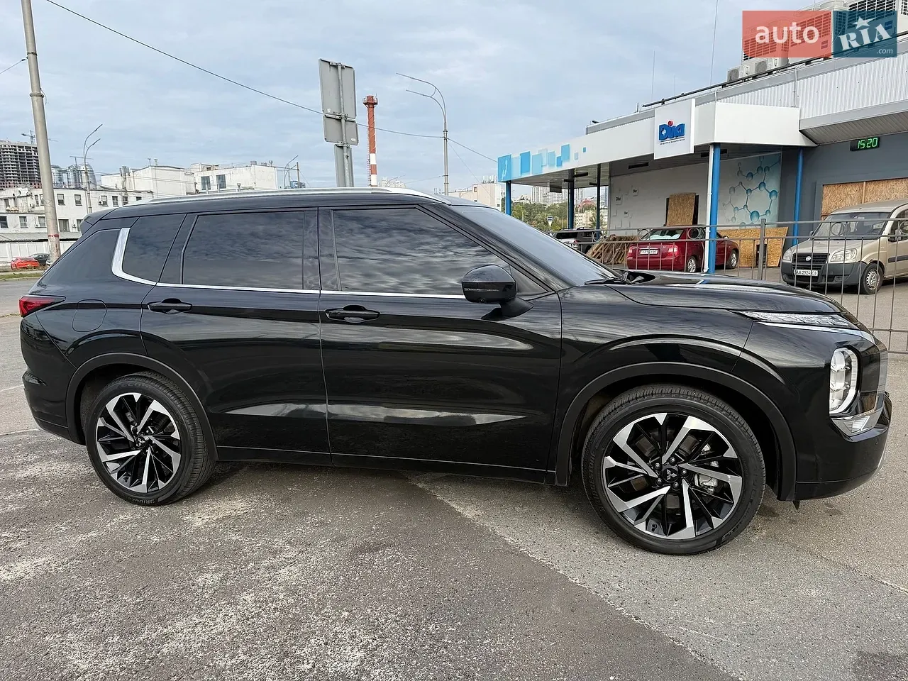 Mitsubishi Outlander 2024 photo 4