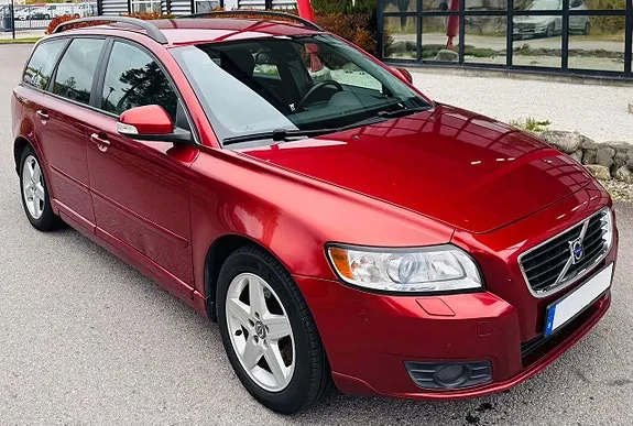 Volvo V50 2011 photo 4