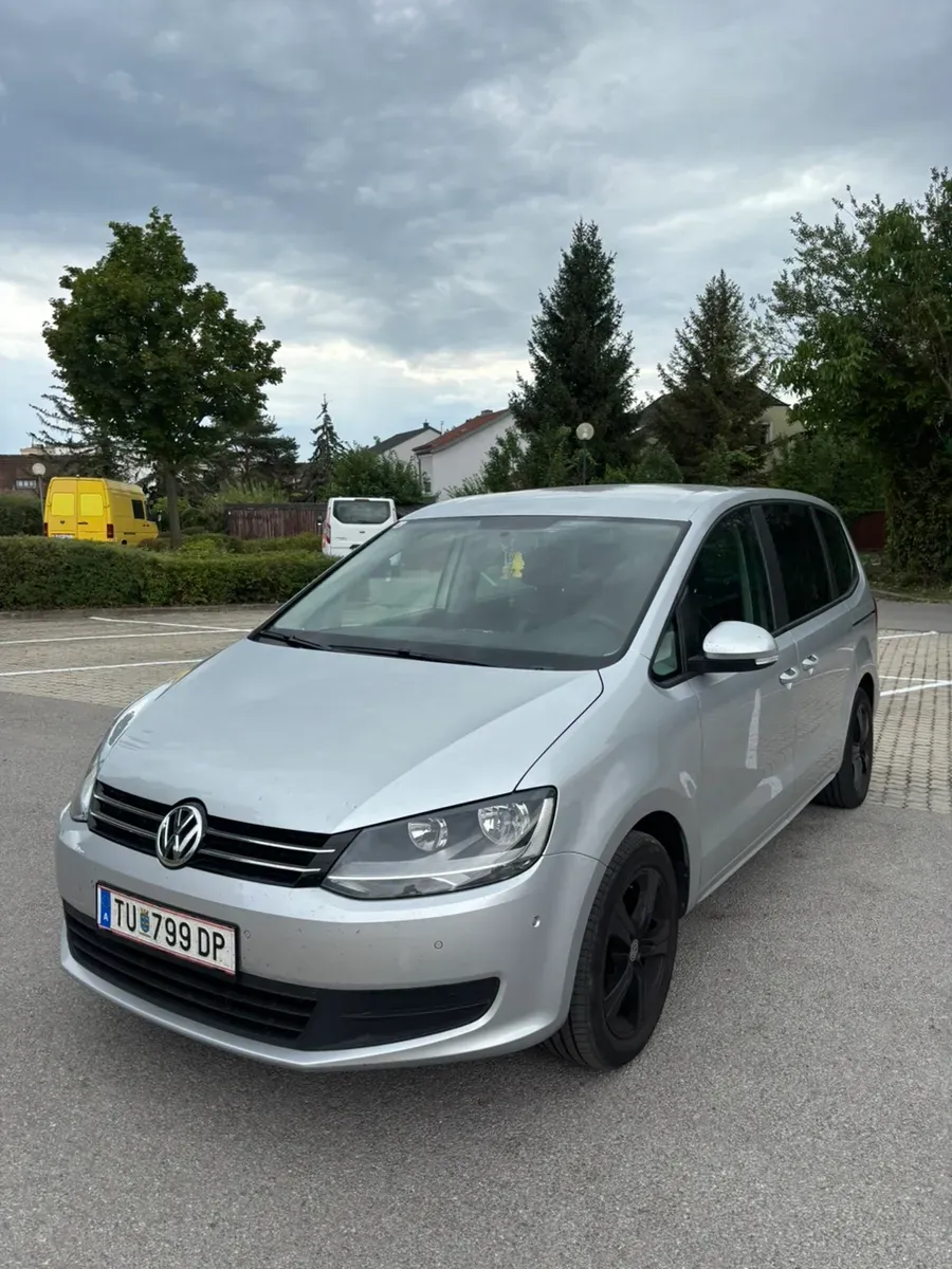 Volkswagen Sharan 2015 photo 2