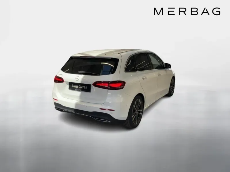 Mercedes-Benz B-Class 2025 photo 3