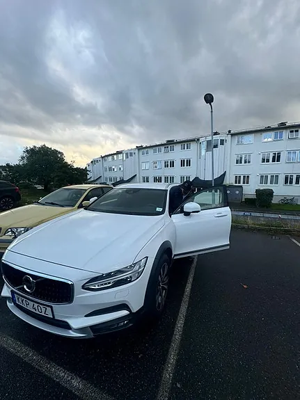 Volvo V90 Cross Country