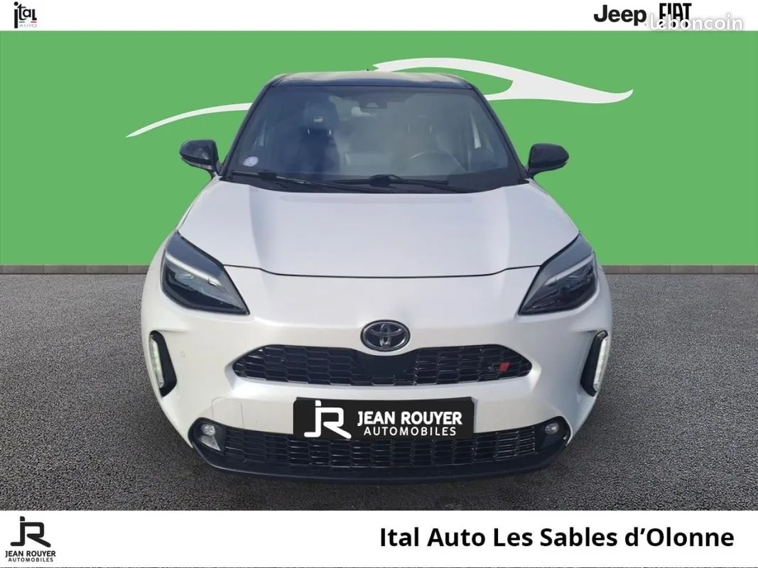 Toyota Yaris Cross 2024 photo 2