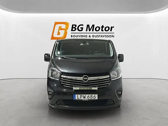 Opel Vivaro 2016 photo 2