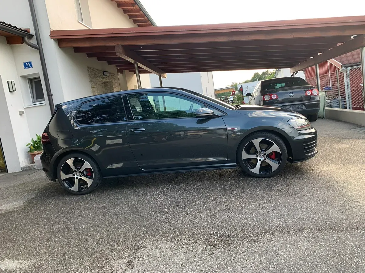 Volkswagen Golf 2014 photo 2