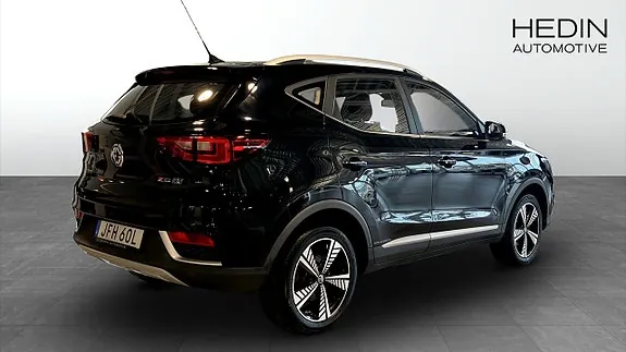 MG Zs Ev 2021 photo 2