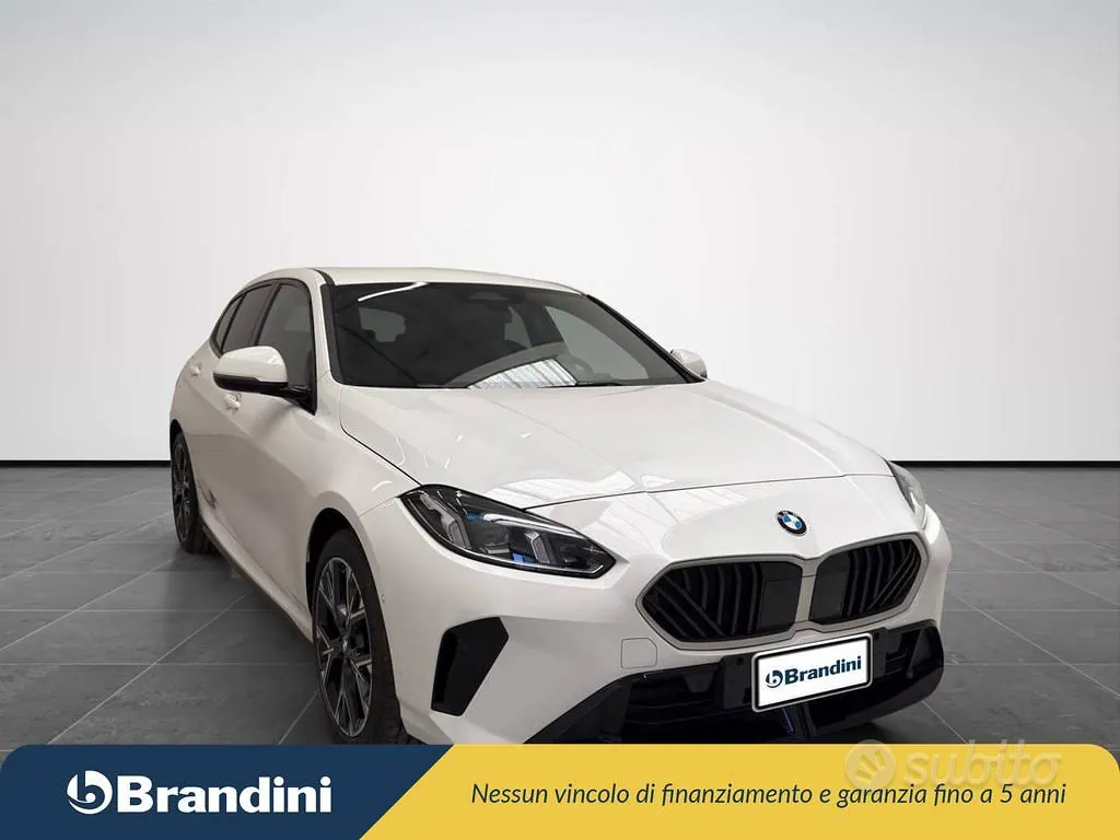 BMW 1 Series 2026 photo 4
