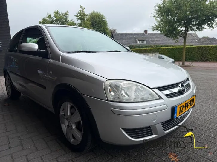 Opel Corsa 2004 photo 3