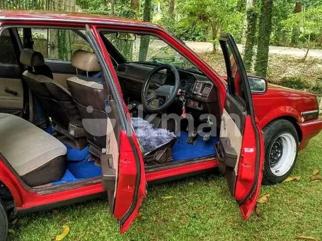 Toyota Corona 1984 photo 4