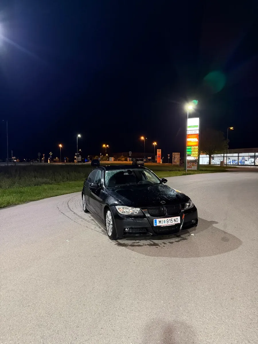 BMW 3 Series 2007 photo 2