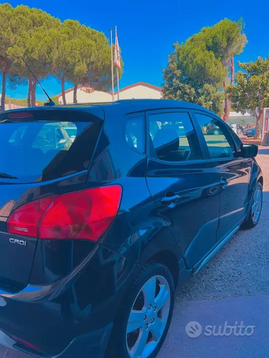 Kia Venga 2014 photo 4