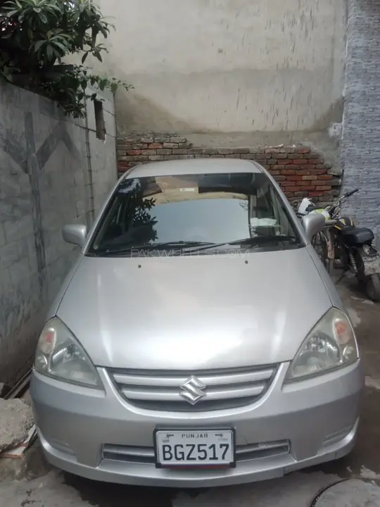 Suzuki Liana