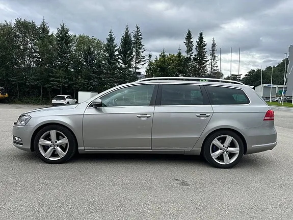 Volkswagen Passat 2015 photo 2