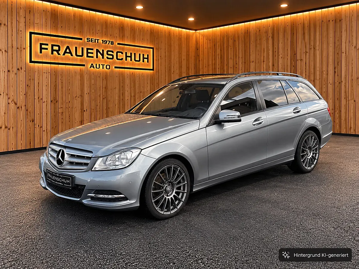Mercedes-Benz C-Class 2013 photo 2