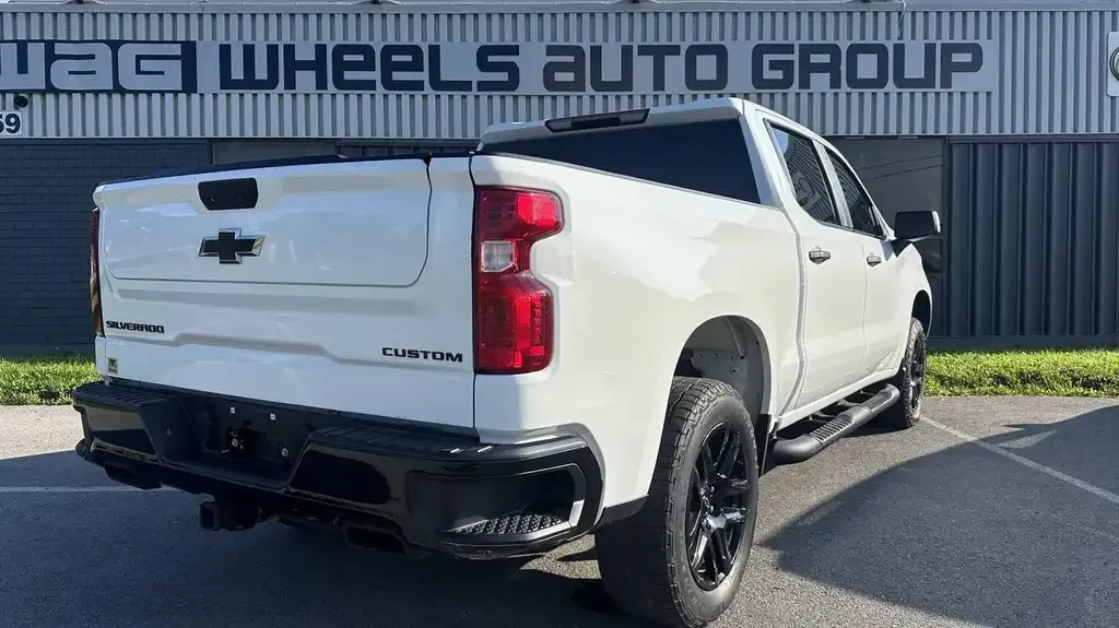 Chevrolet Silverado 1500 2022 photo 4