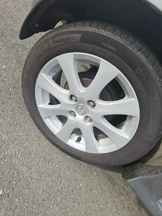 Mazda Mazda2 2010 photo 4