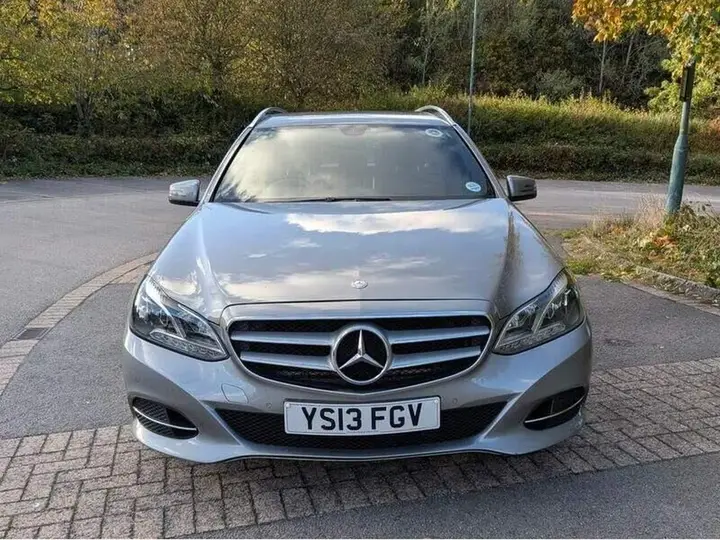Mercedes-Benz E-Class 2013 photo 2