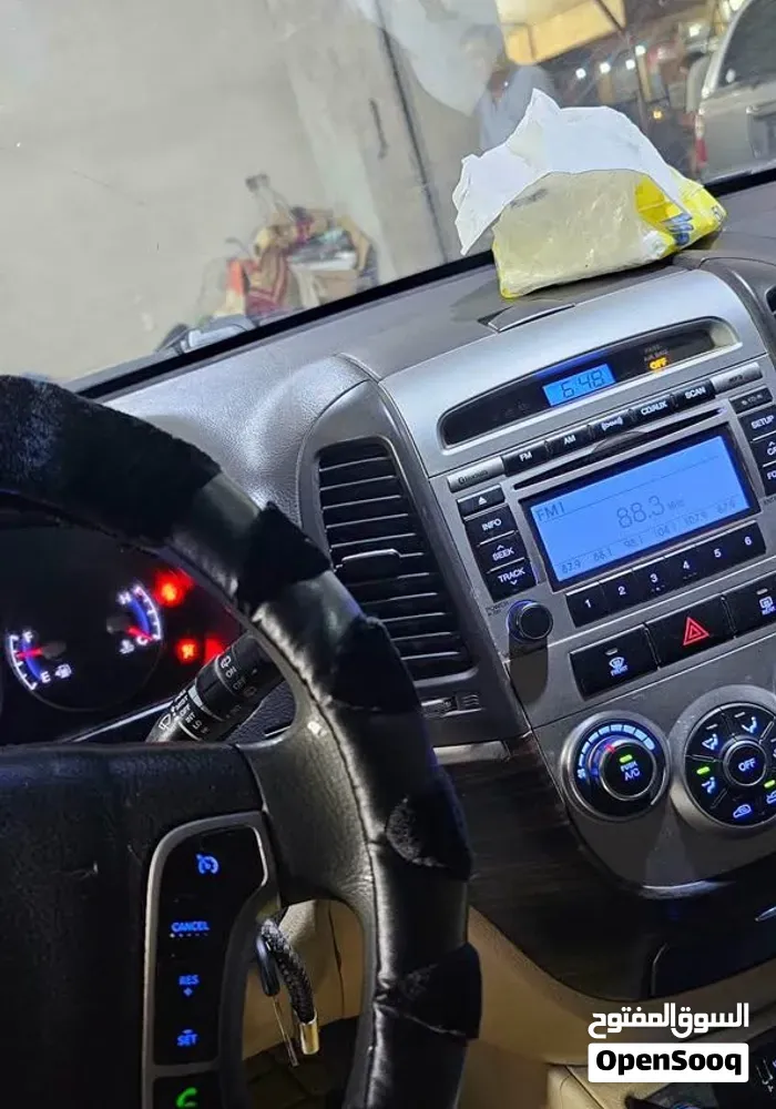 Hyundai Santa Fe 2010 photo 3
